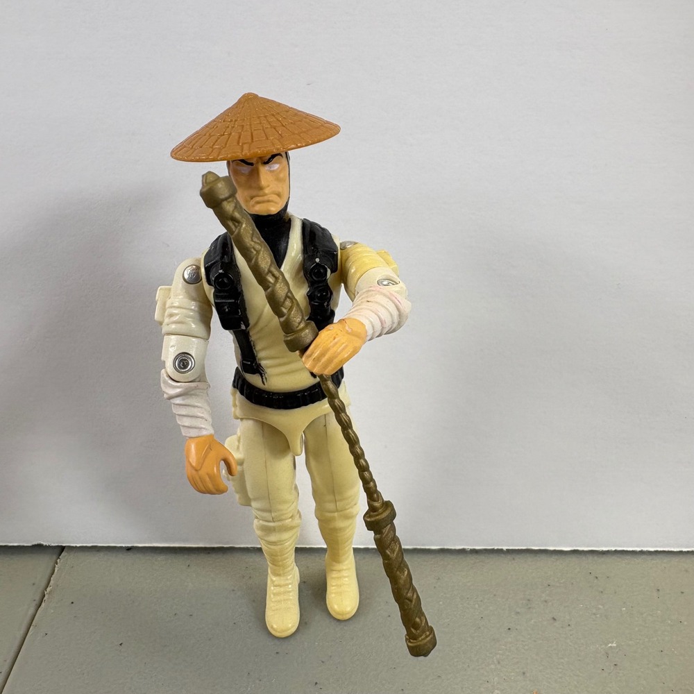 VTG 1994 Hasbro GI Joe Mortal Kombat Raiden 3.75" Action Figure WITH WEAPON